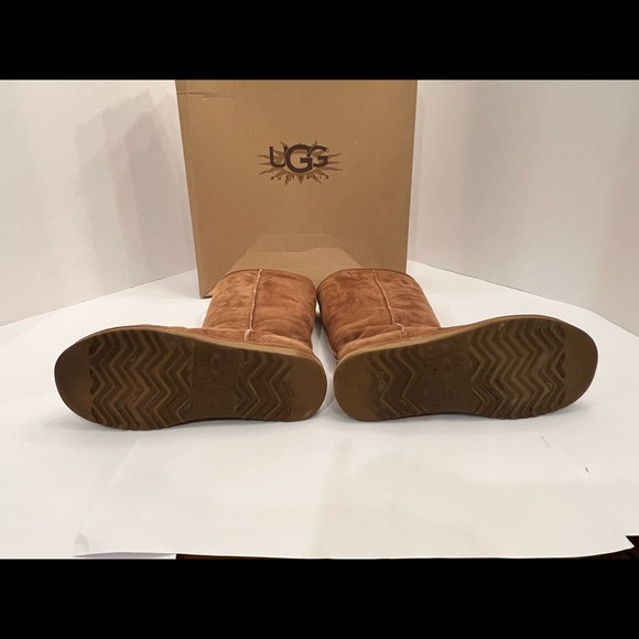 Ugg Chestnut Classic Tall women’s shearling boots, size 8 (style 5815). - Picture 7 of 11